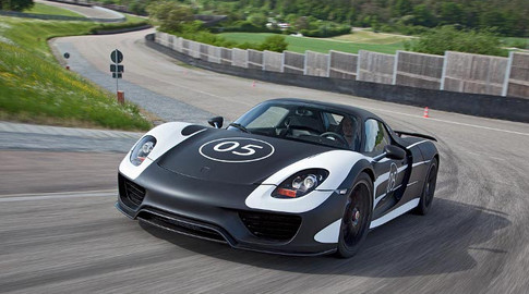 Porsche 918 Spyder, inizia il periodo di test per la hypercar di Zuffenhausen