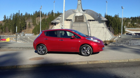 Roma Motor Show 2013: Nissan promuove la mobilità sostenibile