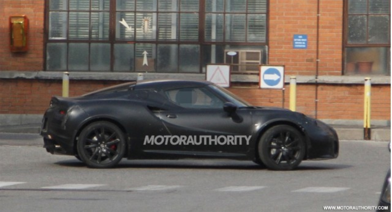 alfa-romeo-4c-foto-spia-29-10-2012_03.jpg