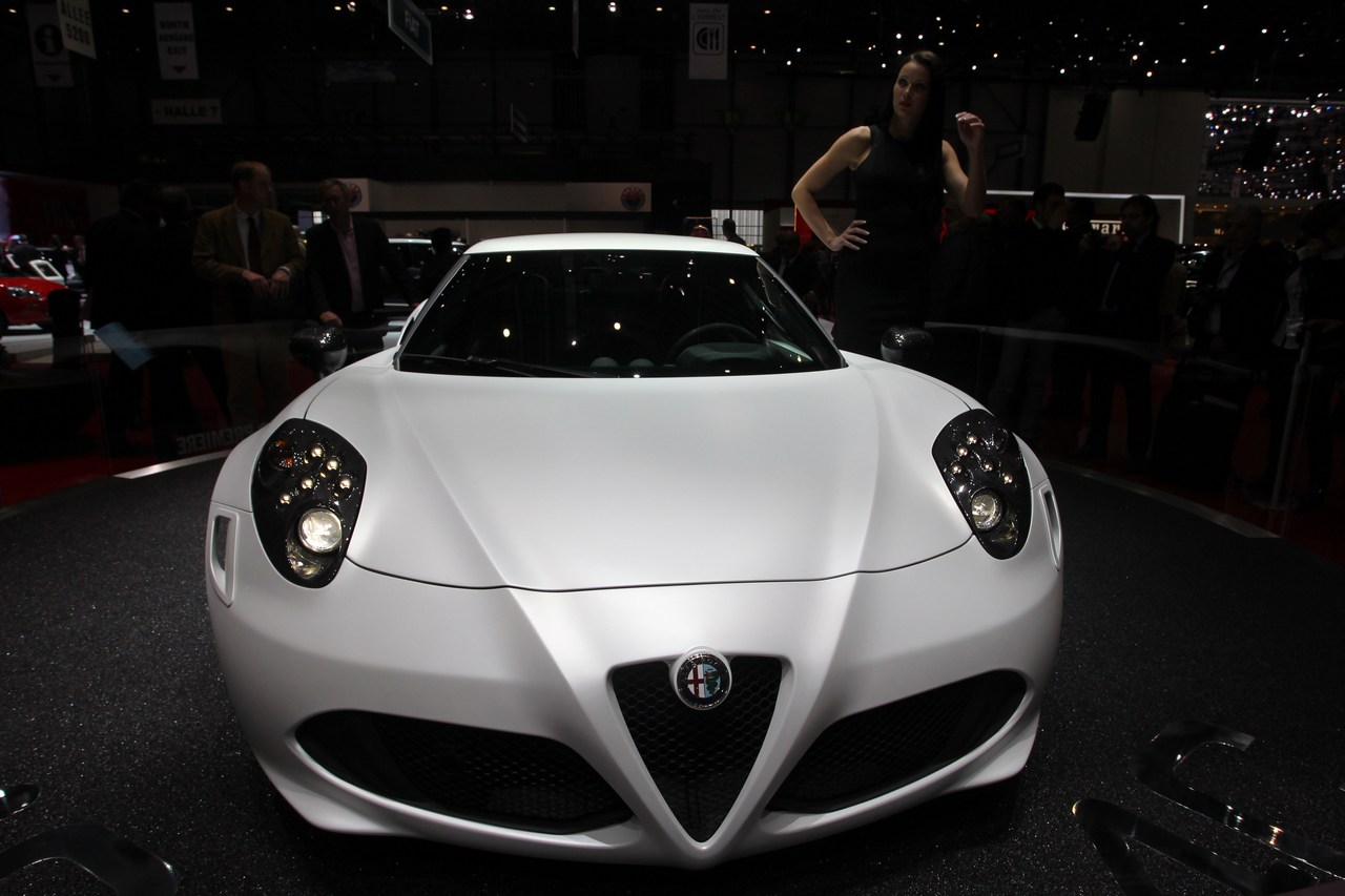 alfa_romeo_4c_salone_di_ginevra_2013_31.jpg