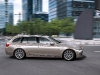2011-bmw-5-series-touring-60