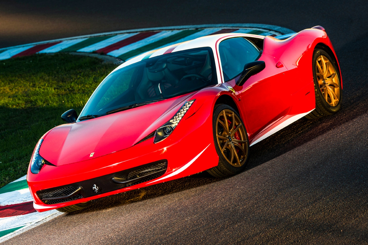 ferrari_458_italia_lauda_2013_1.jpg