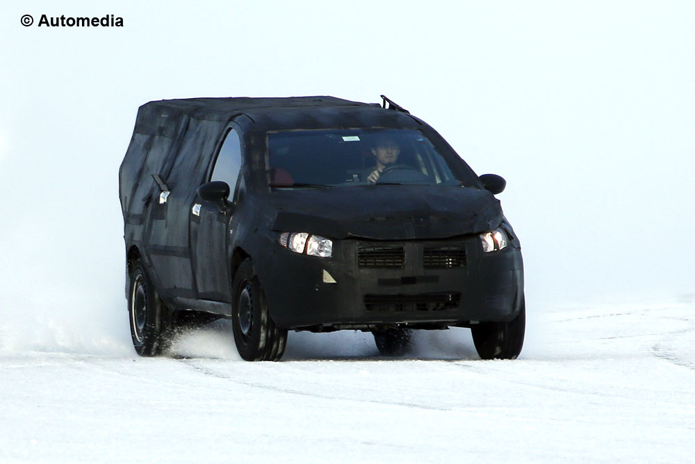 fiat-strada-001.jpg