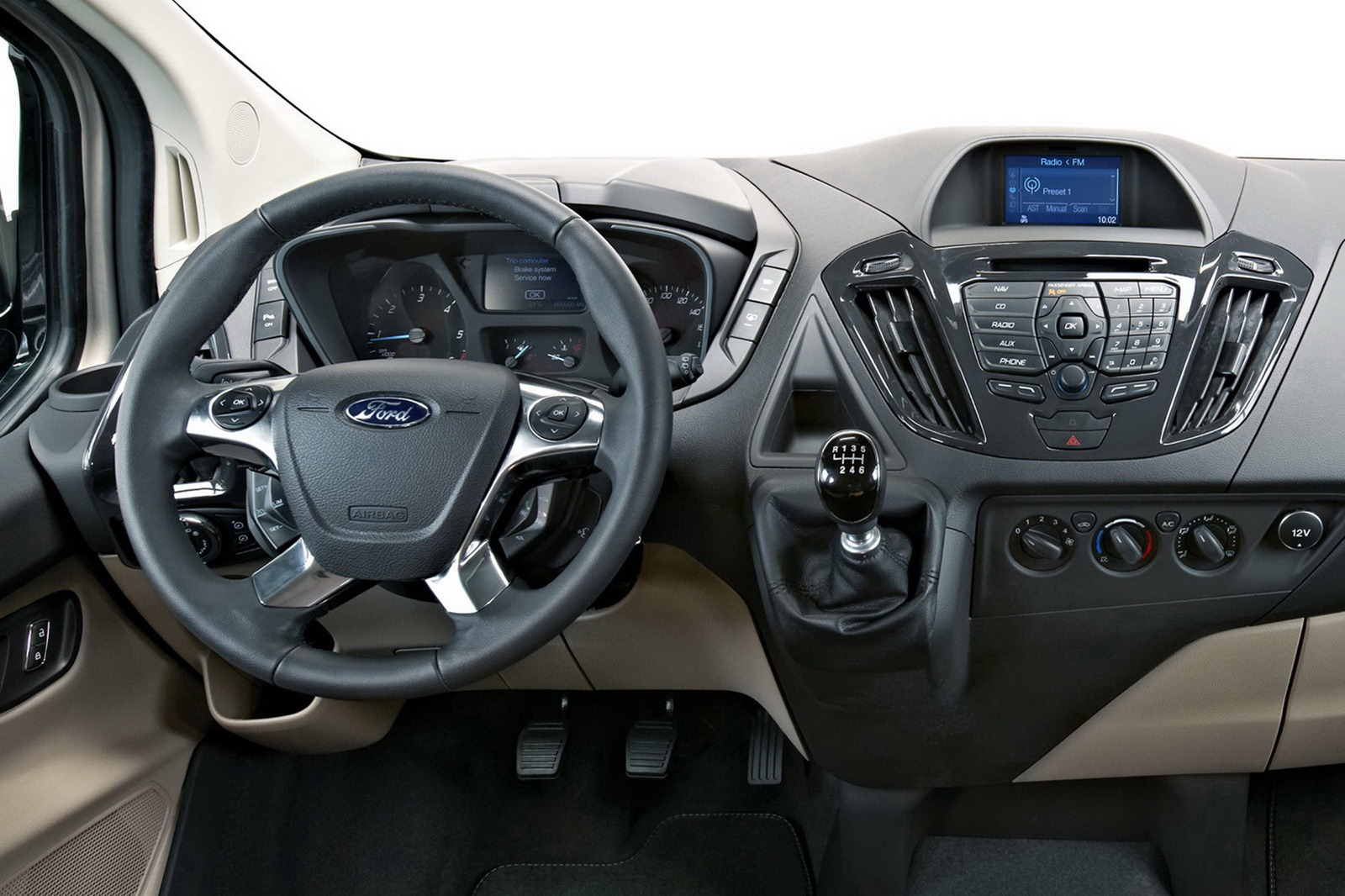 Ford Tourneo Custom Concept - 7/8