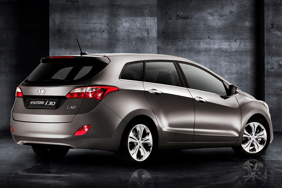 hyundai-i30-station-wagon-2.jpg