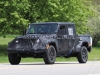 Jeep Wrangler Pick Up foto spia 18 Maggio 2017