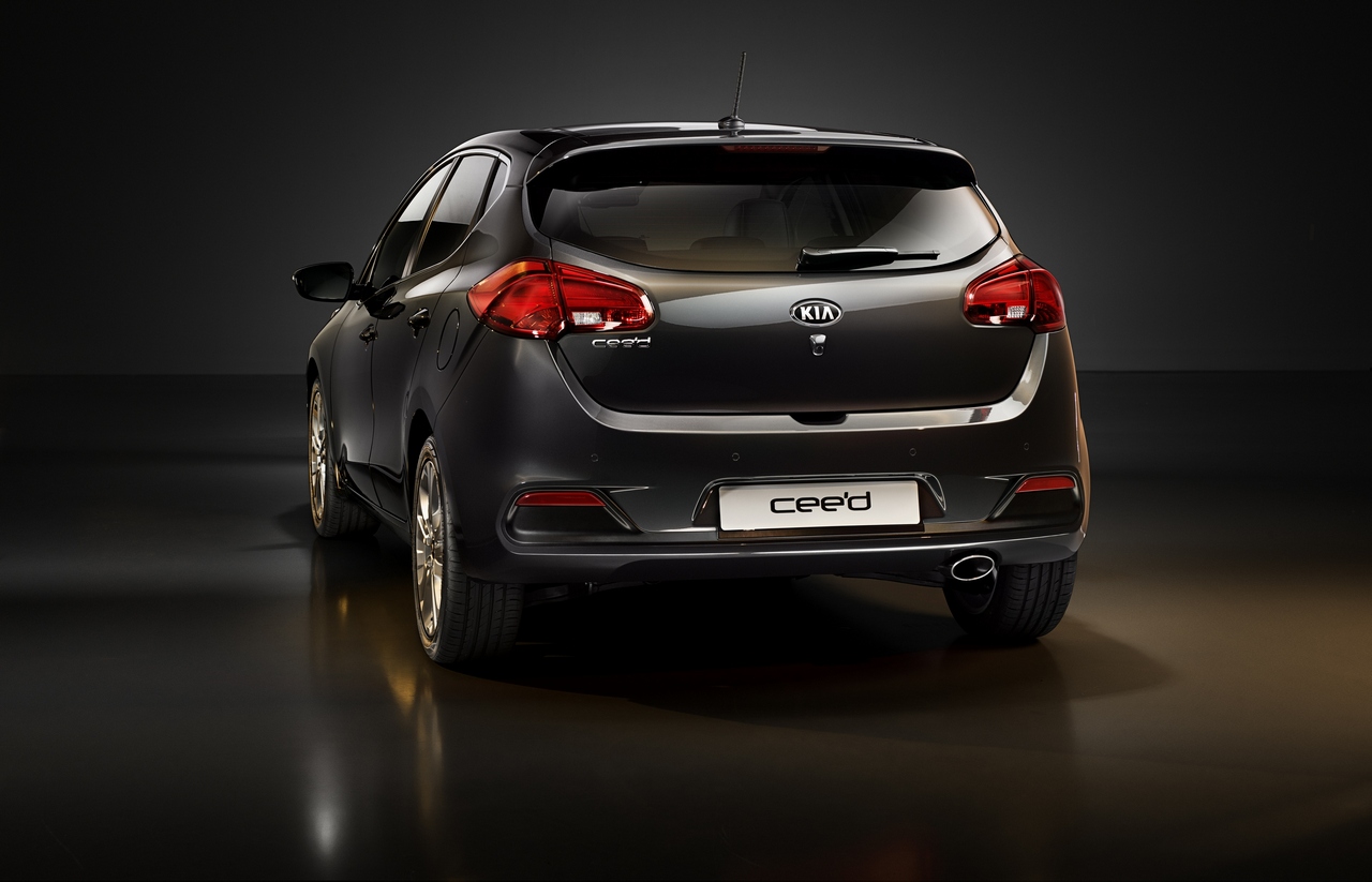 kia-ceed_second-generation_2.jpg