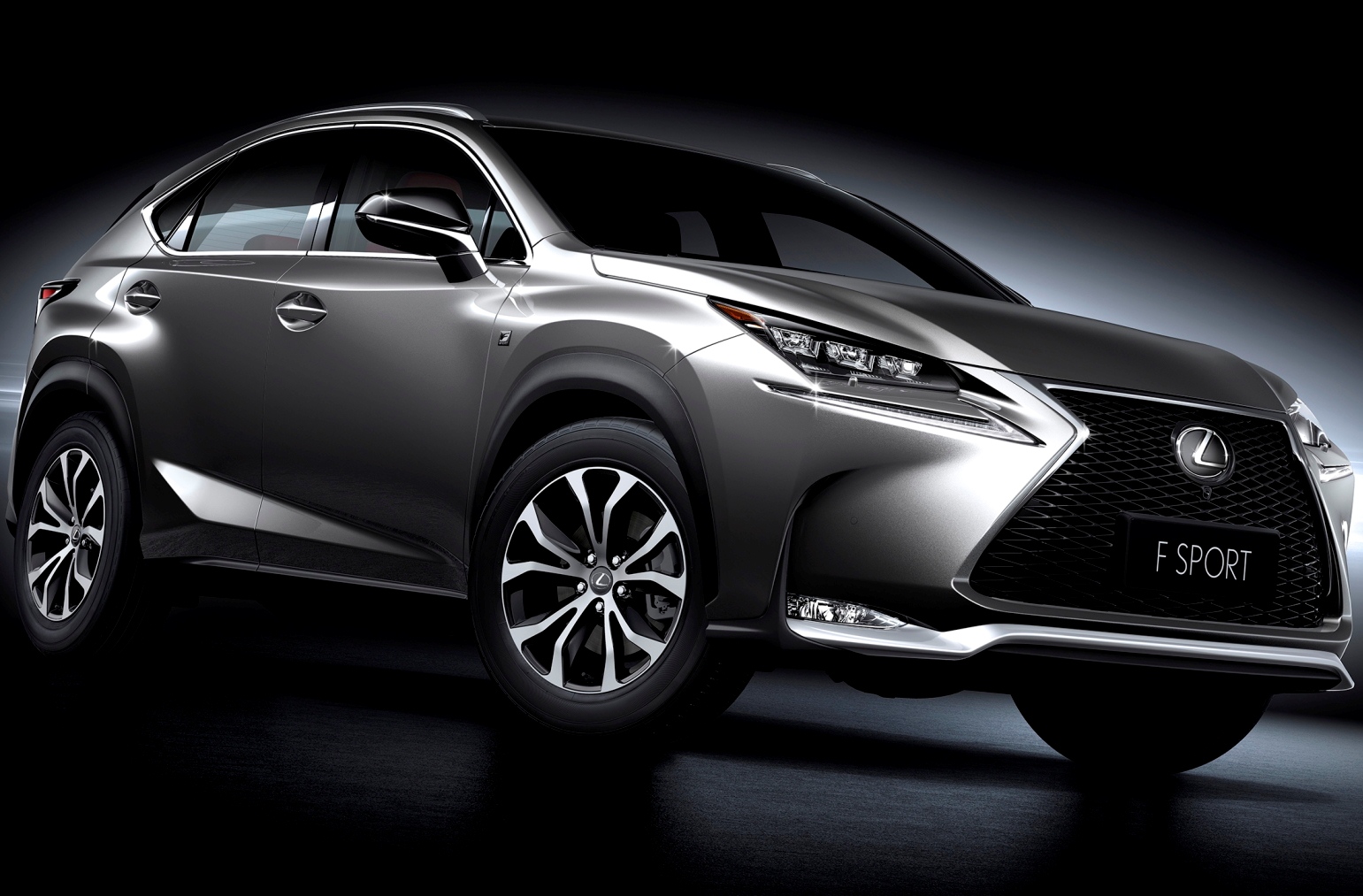 Lexus NX Hybrid - 2/4