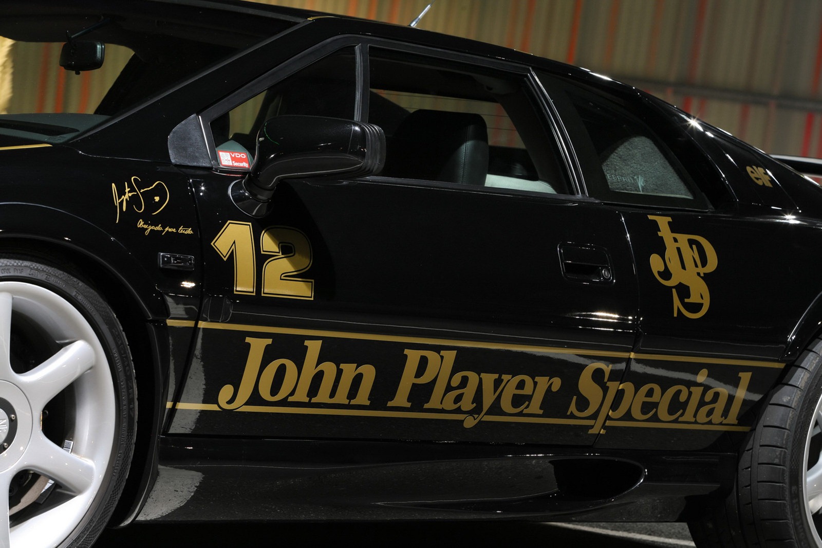 Lotus Esprit by Cam-Shaft