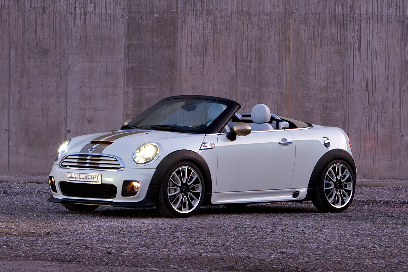 mini-roadster-concept-10.jpg