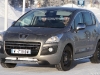 Peugeot 3008 Hybrid4 - Foto spia 14-02-2011