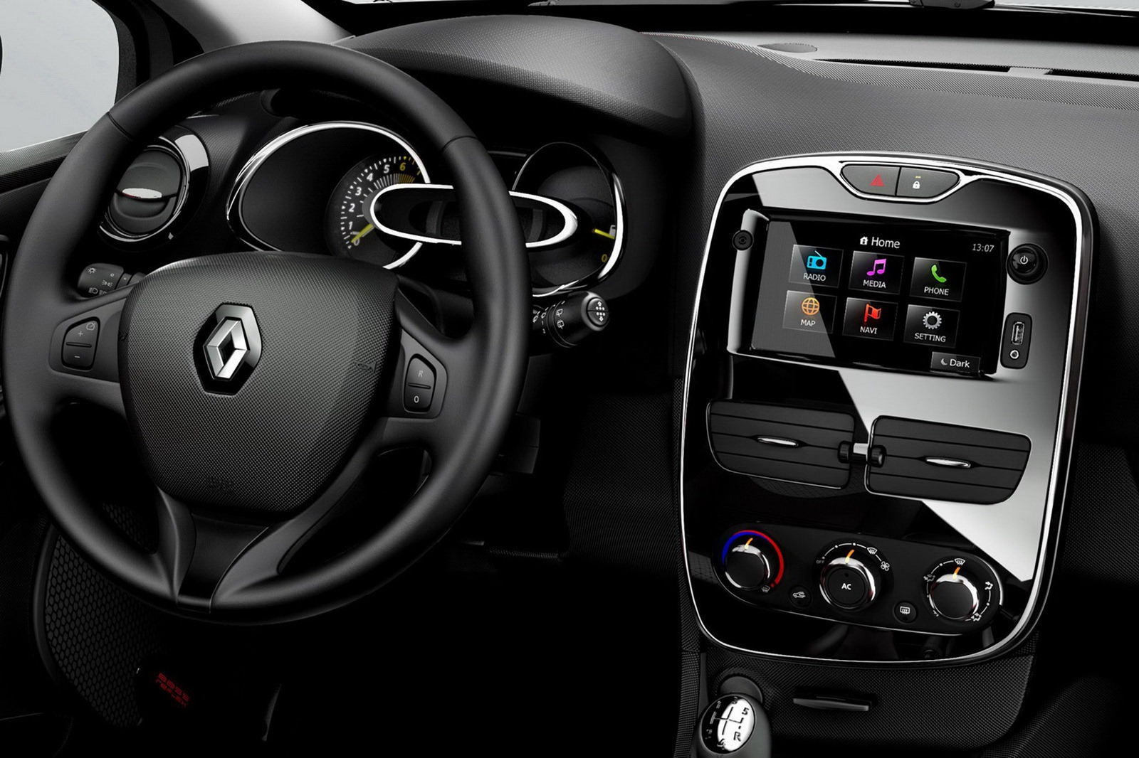 renault-clio-2013-nuove-immagini-52.jpg
