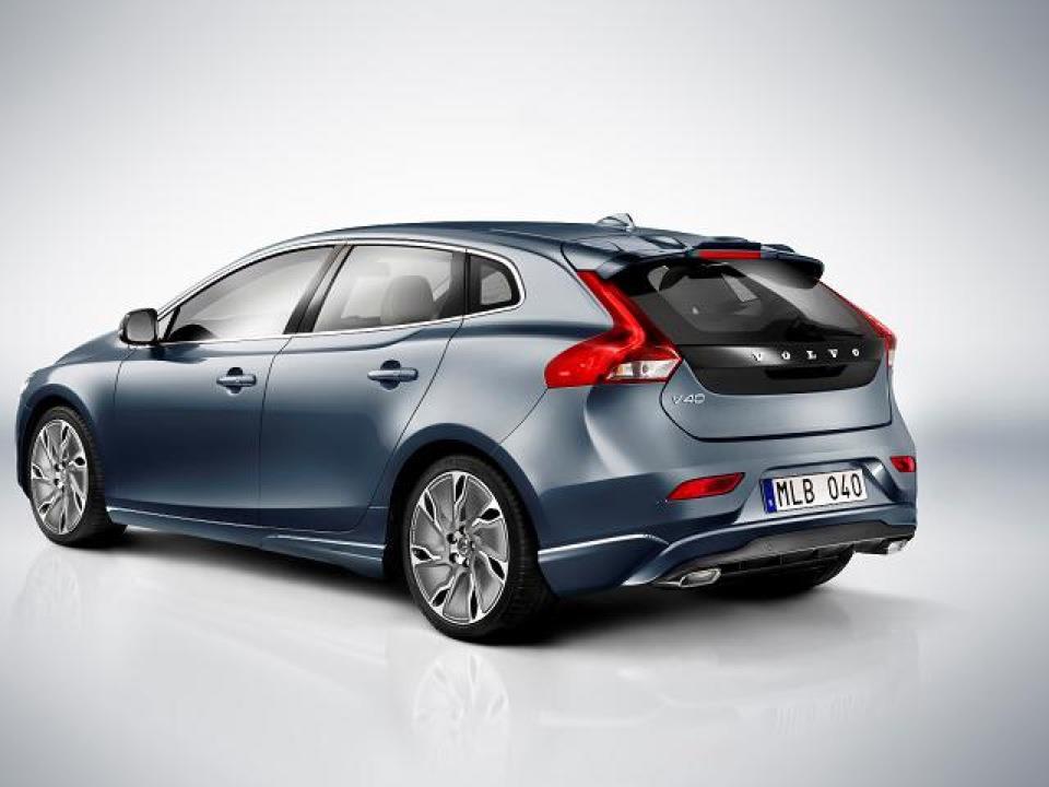 volvo-v40-2012.jpg