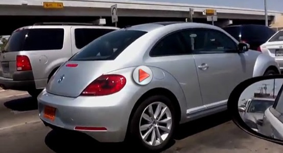 Volkswagen Beetle 2012 filmata sulle strade del Texas