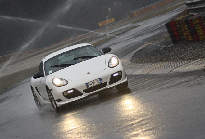 Porsche Cayman R a Vizzola Ticino (Pirelli)