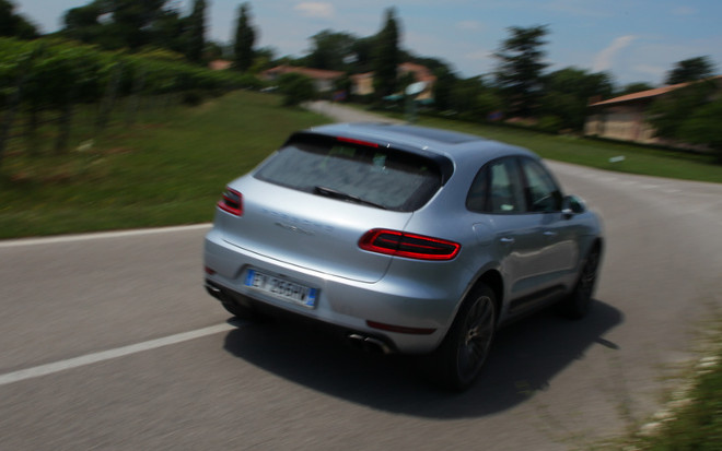 porsche-macan-prova-2014-posteriore