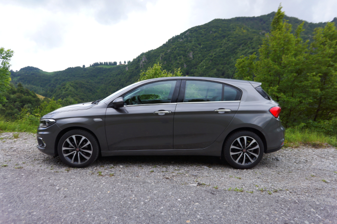 Fiat_Tipo_5_Porte_Pss_2016_1