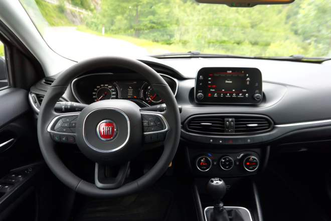 Fiat_Tipo_5_Porte_Pss_2016_2