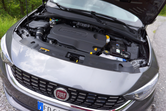 Fiat_Tipo_5_Porte_Pss_2016_3