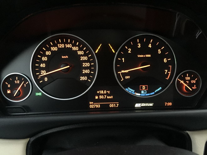 bmw_serie_3_330e_prova_su_strada_54