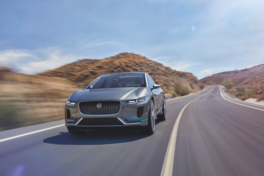 Jaguar I-Pace: la versione di serie sarà presentata al Salone di Ginevra 2018