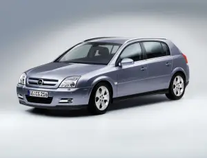 Opel Signum - 20 anni