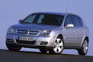 Opel Signum - 20 anni