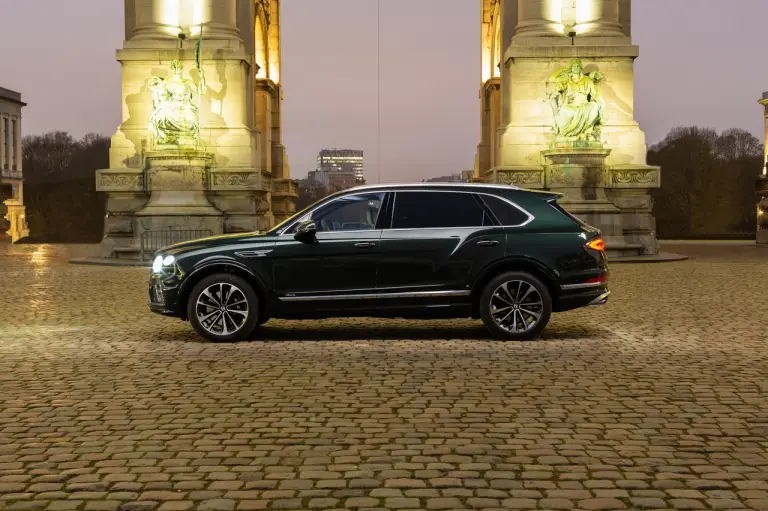 Bentley Bentayga EWB Azure First Edition - 4