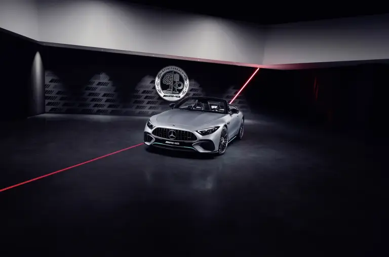 Mercedes-AMG SL 63 Motorsport Collectors Edition - 12