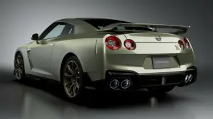 Nissan GT-R 2024