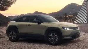 Mazda MX-30 e-Skyactiv R-EV