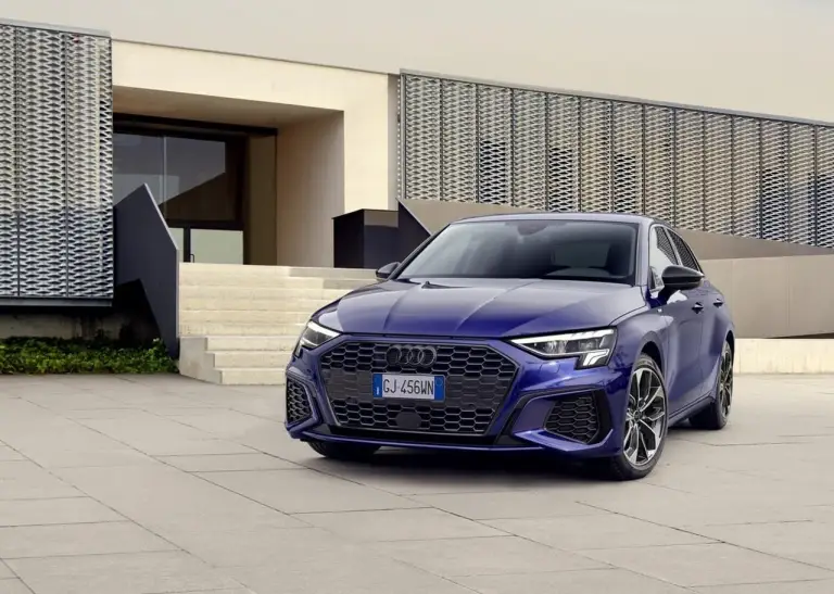 Audi A3, Q3 e Q5 Identity Black - 4