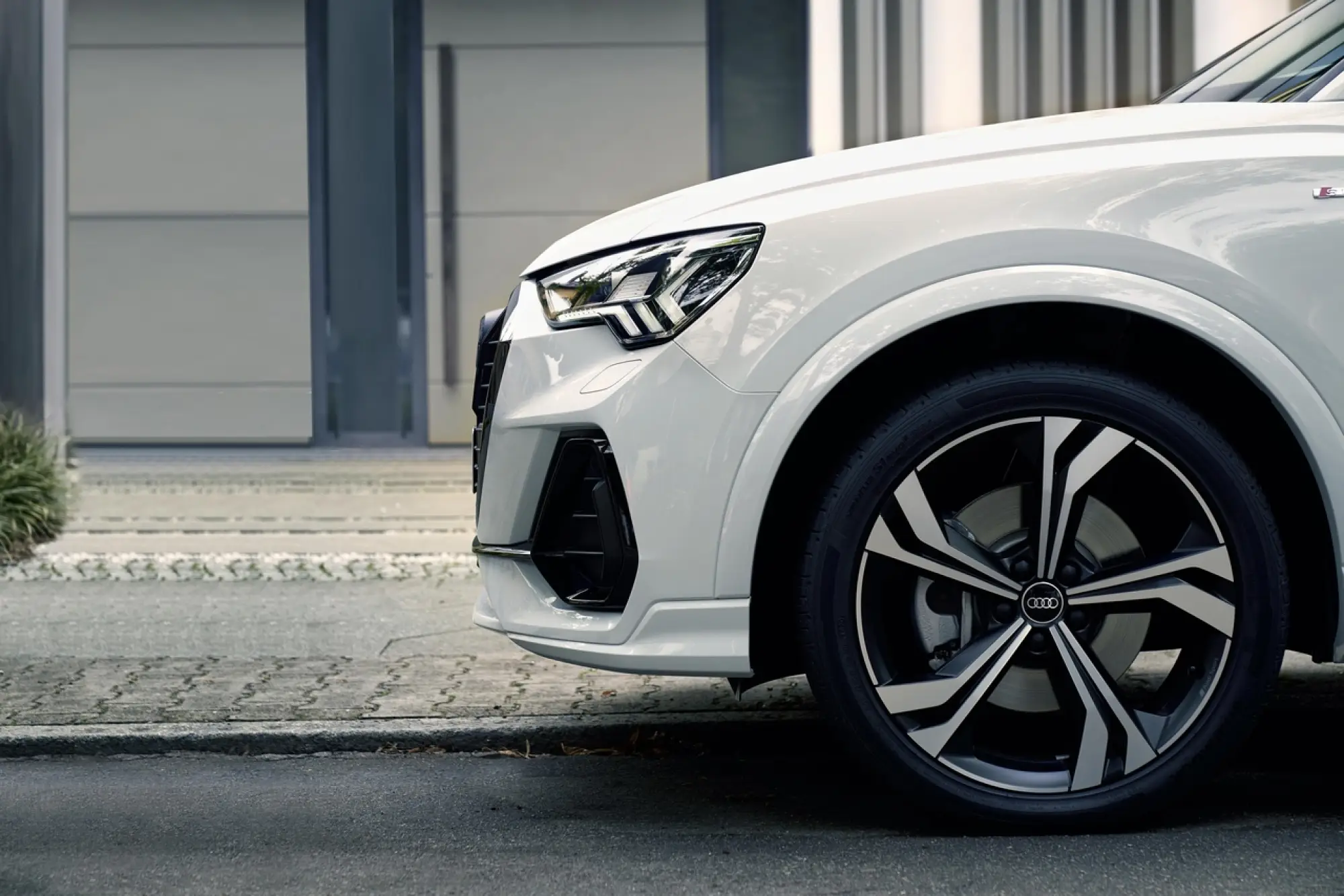 Audi A3, Q3 e Q5 Identity Black - 8