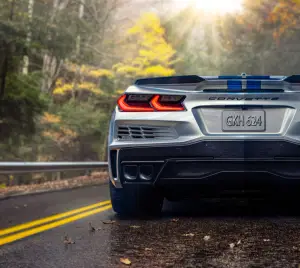 Chevrolet Corvette E-Ray - 11