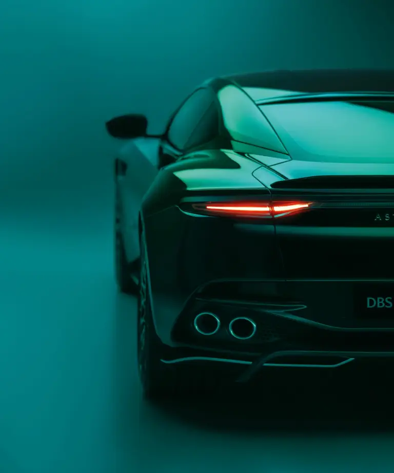 Aston Martin DBS 770 Ultimate - 22