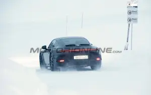 Porsche 911 2023 - Foto spia 19-01-2023 - 3
