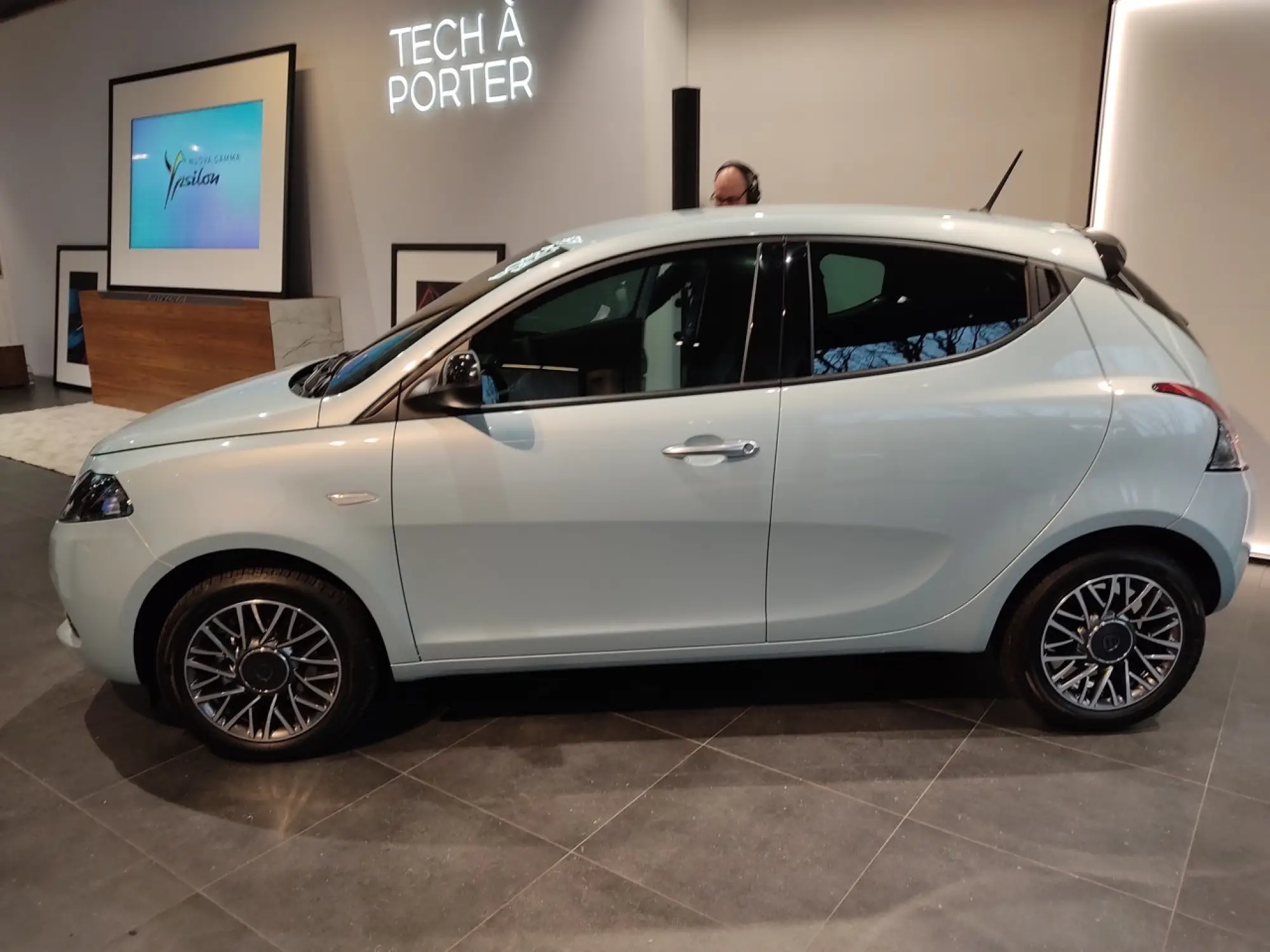 Lancia Ypsilon 2023 - Foto live - 14