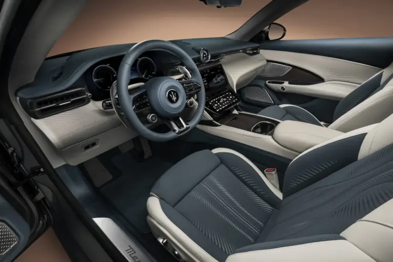 Nuova Maserati GranTurismo interni - 10