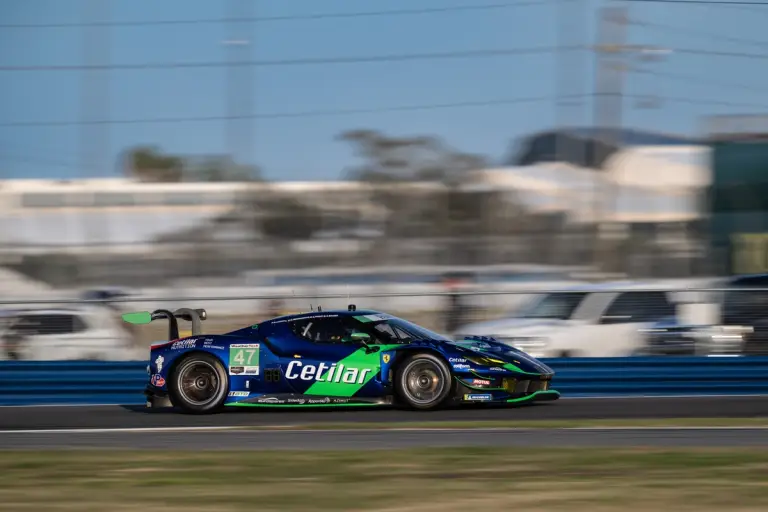 Ferrari 296 GT3 Roar Before the 24 - 8