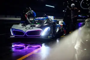 BMW M Hybrid V8 Roar Before the 24