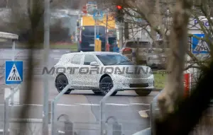 Ford - Crossover medio - Foto spia 23-01-2023 - 5