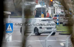 Ford - Crossover medio - Foto spia 23-01-2023 - 11