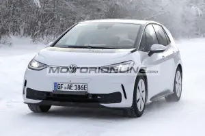 Volkswagen ID 3 - Foto spia 24-1-2023