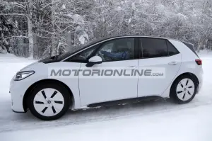 Volkswagen ID 3 - Foto spia 24-1-2023