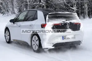 Volkswagen ID 3 - Foto spia 24-1-2023