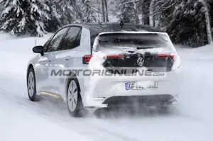 Volkswagen ID 3 - Foto spia 24-1-2023