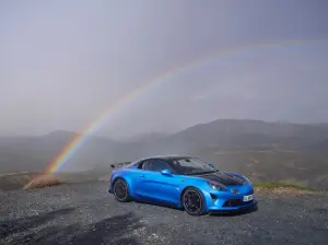 Alpine A110 R - Foto in strada e pista - 14