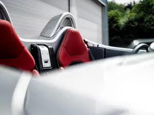 Mercedes-Benz SLR McLaren Stirling Moss 2010 asta