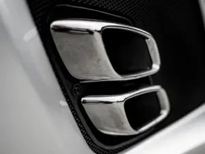 Mercedes-Benz SLR McLaren Stirling Moss 2010 asta
