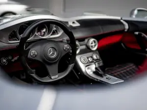 Mercedes-Benz SLR McLaren Stirling Moss 2010 asta